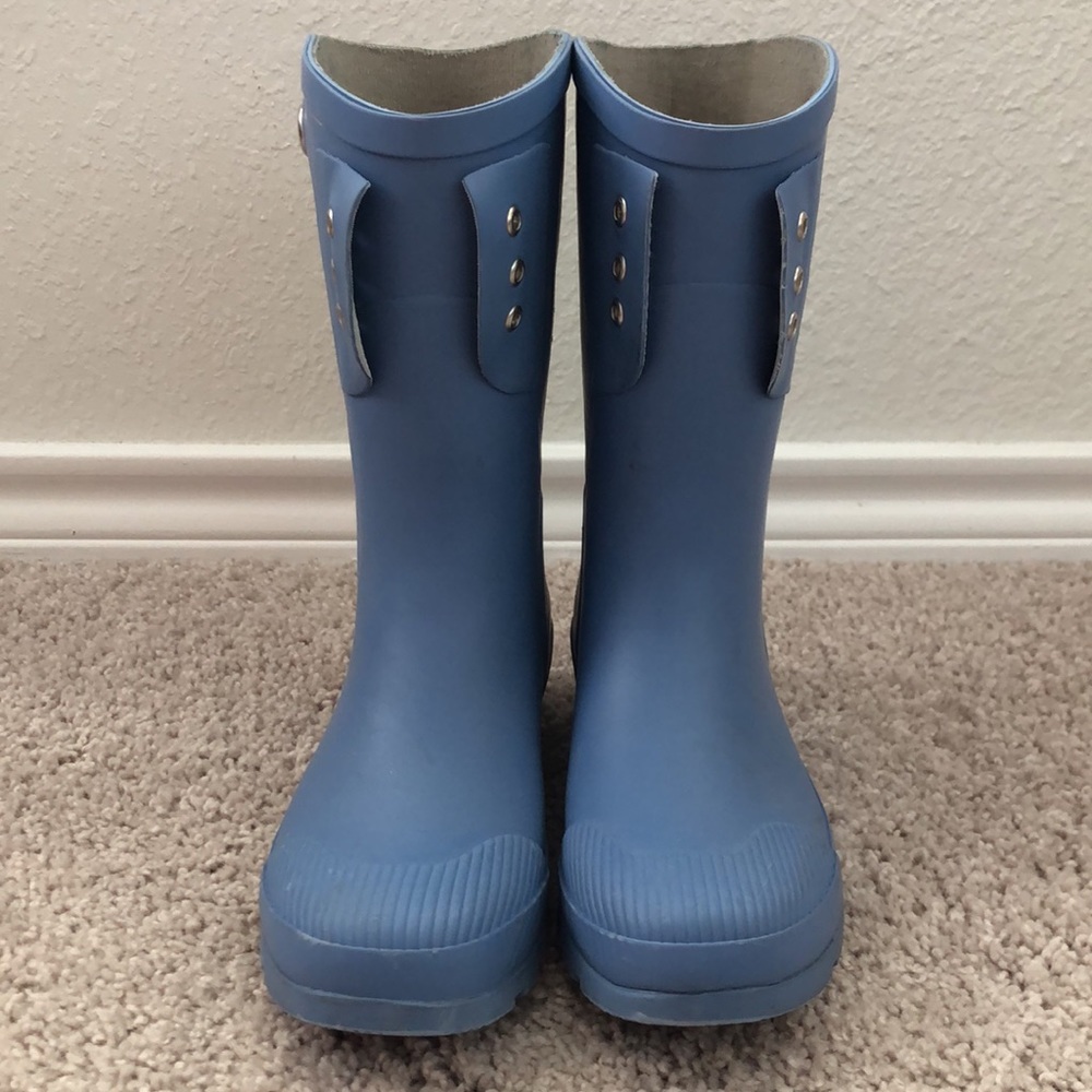 Rainboots - Picture 2 of 2